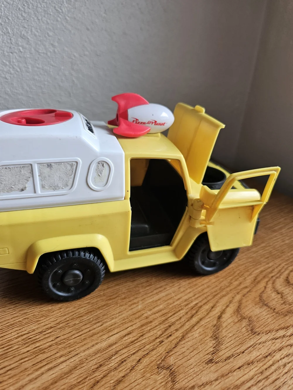 4/$10 Pizza Planet Toy Story Imaginext Truck Disney Well Worn